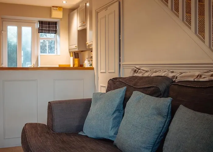 Ferienhaus Secret View Cottage, A Hidden Gem In *